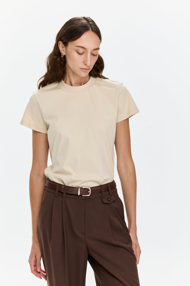 Tres fitted T Beige
