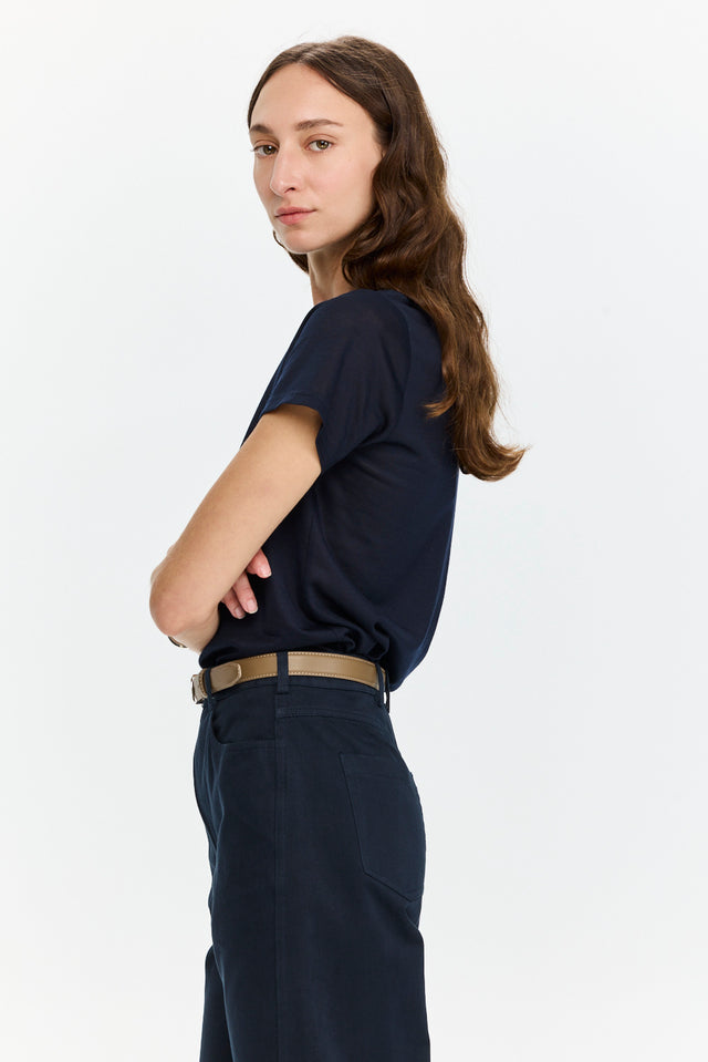Tres Fitted T Semi sheer Navy