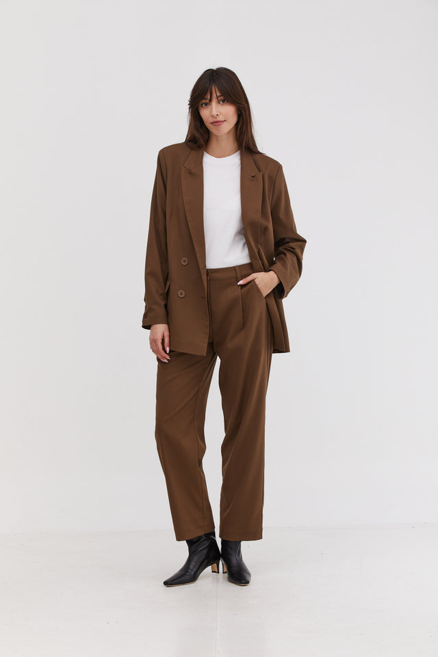 Harry Blazer Brown look