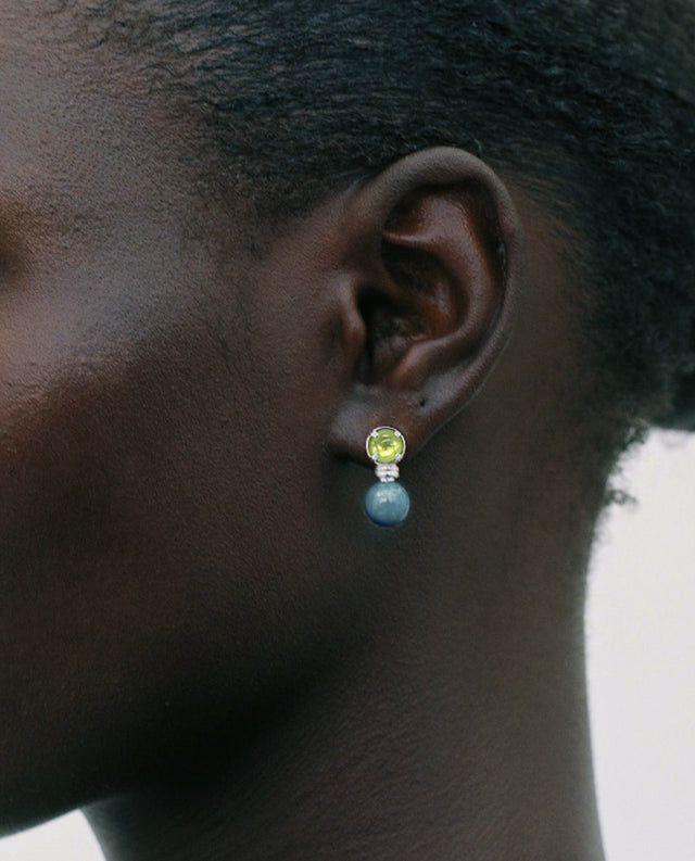 Peridot monument earrings
