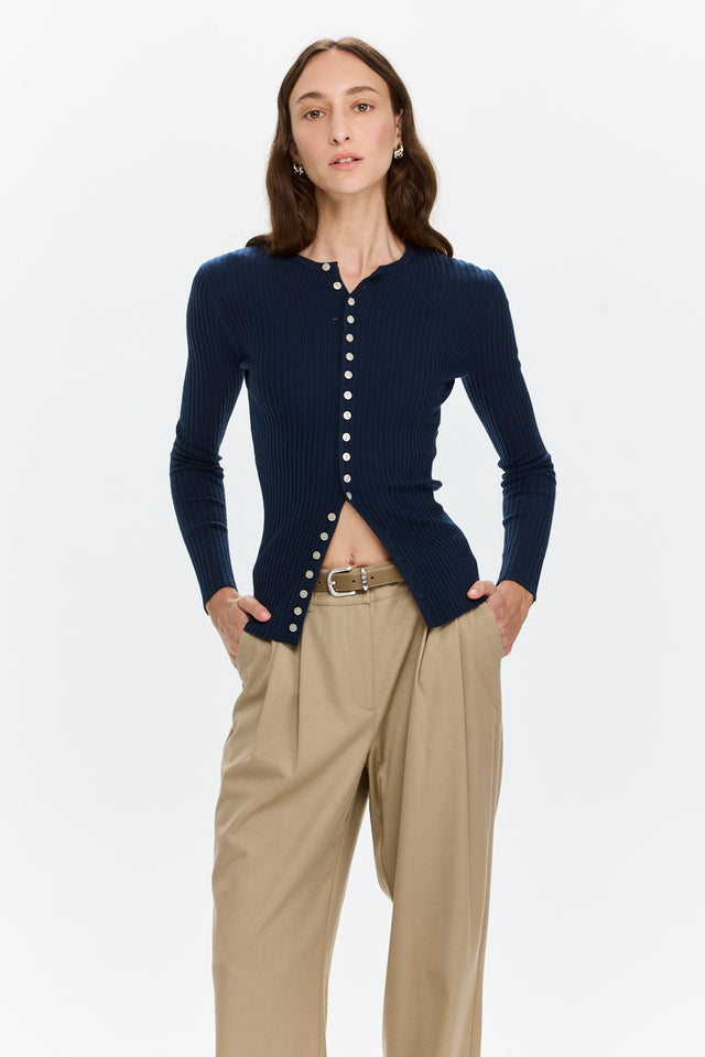 Rose Buttoned Knit Navy Blue