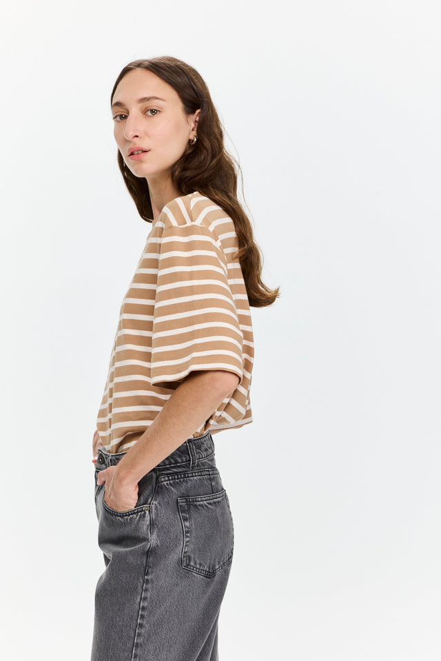 Oversized Sigma T Stripes Cappuccino