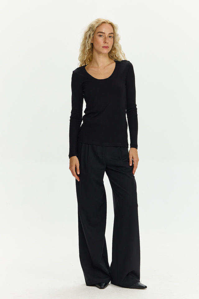 Mili Tencel Round Neck Top Black