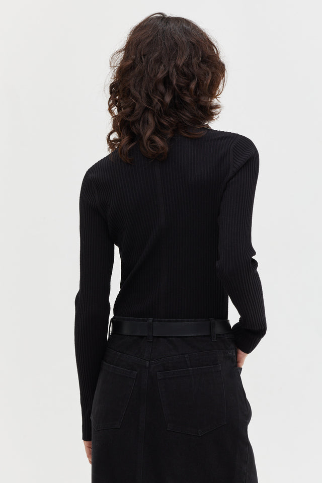 Eva Turtleneck Black